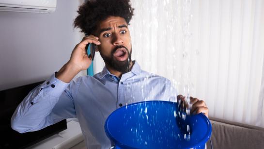 Noodplan bij waterlek plafond